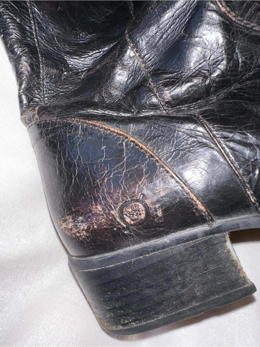 Born Shoes Black Leather knee-high boots